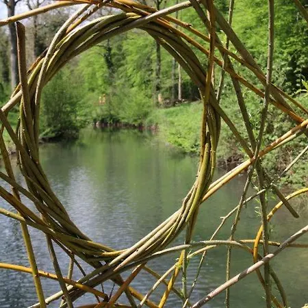 Le Repaire Des Ecureuils Vallee De Rabais