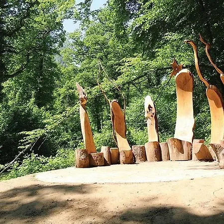 Le Repaire Des Ecureuils Vallee De Rabais Дом отдыха *