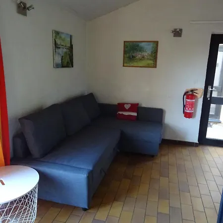 Le Repaire Des Ecureuils Vallee De Rabais *